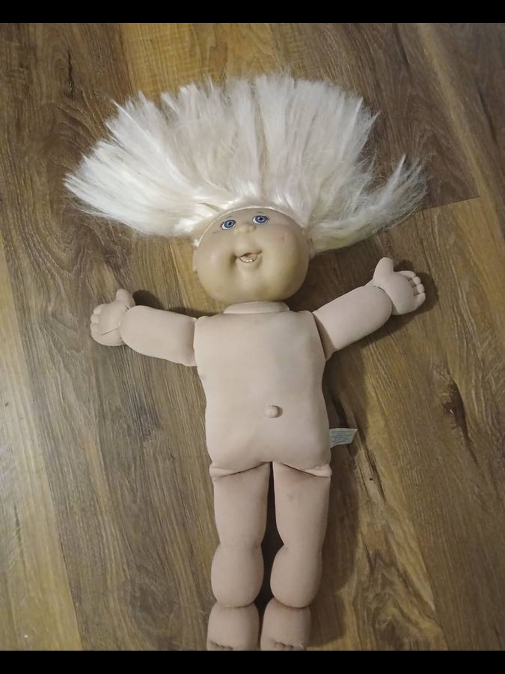 Vintage Vinyl and Plush Cabbage Patch Kid doll From 2004